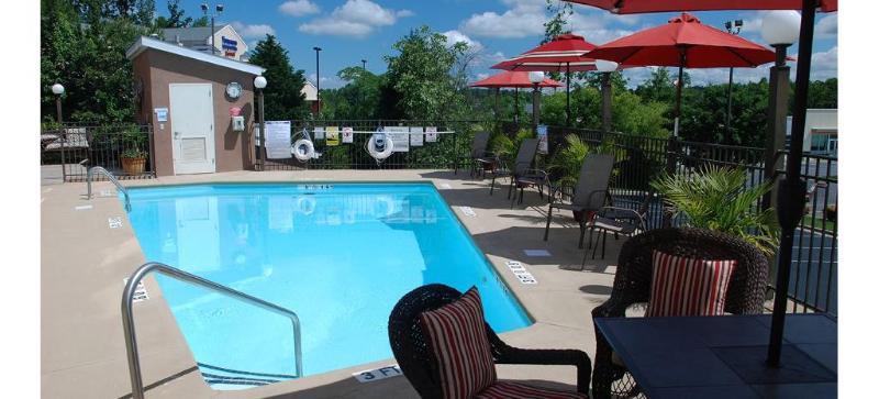 Comfort Inn & Suites Asheboro East מראה חיצוני תמונה