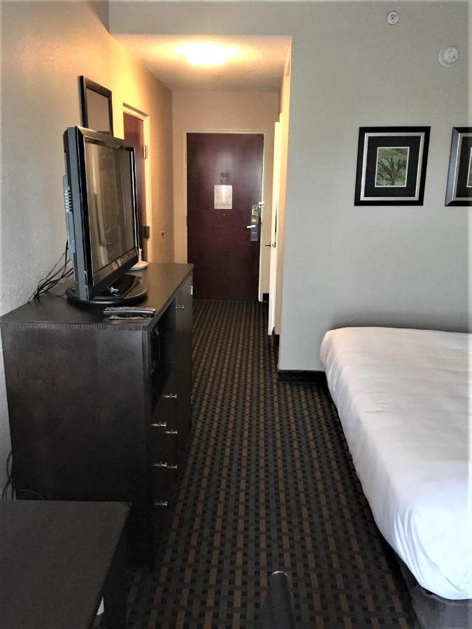 Comfort Inn & Suites Asheboro East מראה חיצוני תמונה